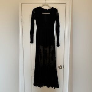 Elegant Black Lace Long Sleeve Dress